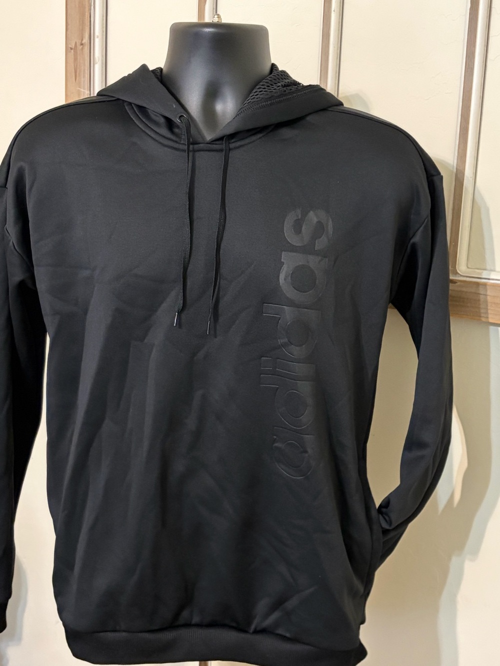 adidas Men's NWOT Black Logo Pullover Hoodie